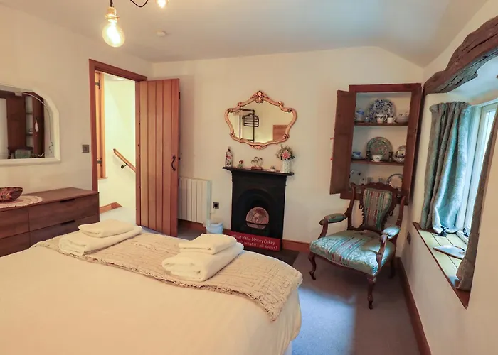 Fellside * Bowness-on-Windermere